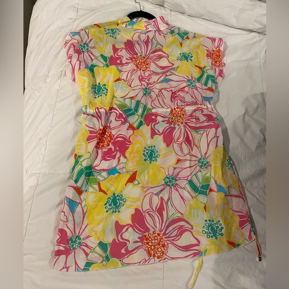 LILLY PULITZER FLORAL V NECK SHORT SLEEVE BEACH COVER UP SIZE LARGE - Picture 3 of 7